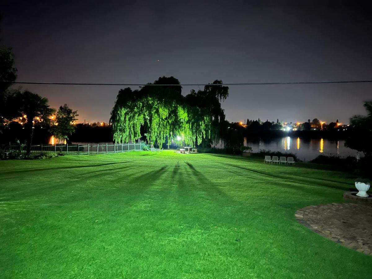 The Lakehouse Bnb Brakpan エクステリア 写真